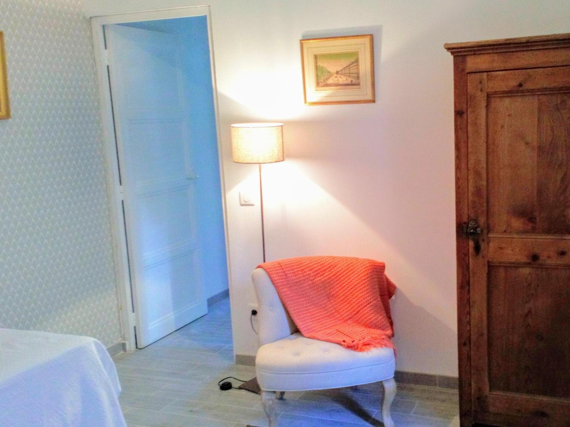 La Maison Jaffran, Suite En Ville Privas Room photo
